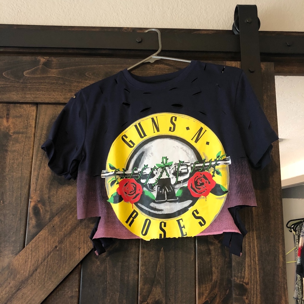 Cropped Vintage Guns N Roses Shirt